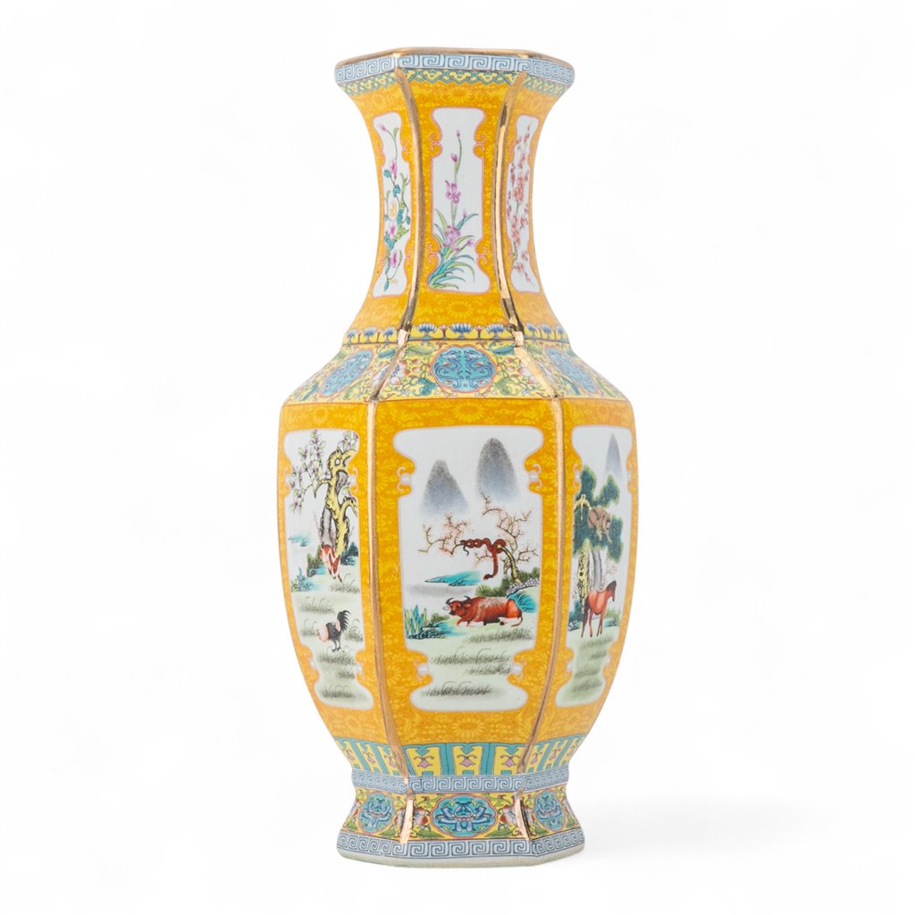 Danny's Fine Porcelain Red Octagonal Vase – Floral Motif