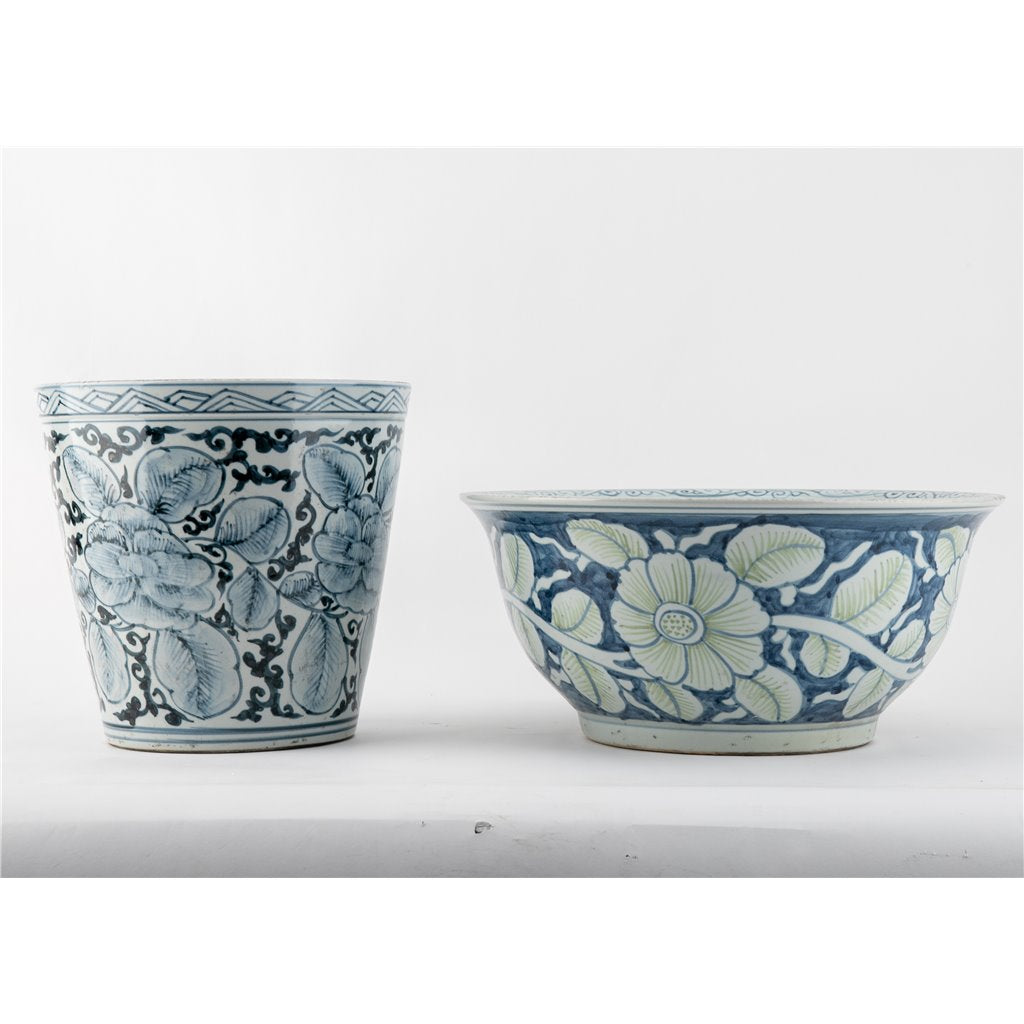 Danny's Fine Porcelain Antique Finish Pot-Blue Flower and Leaf