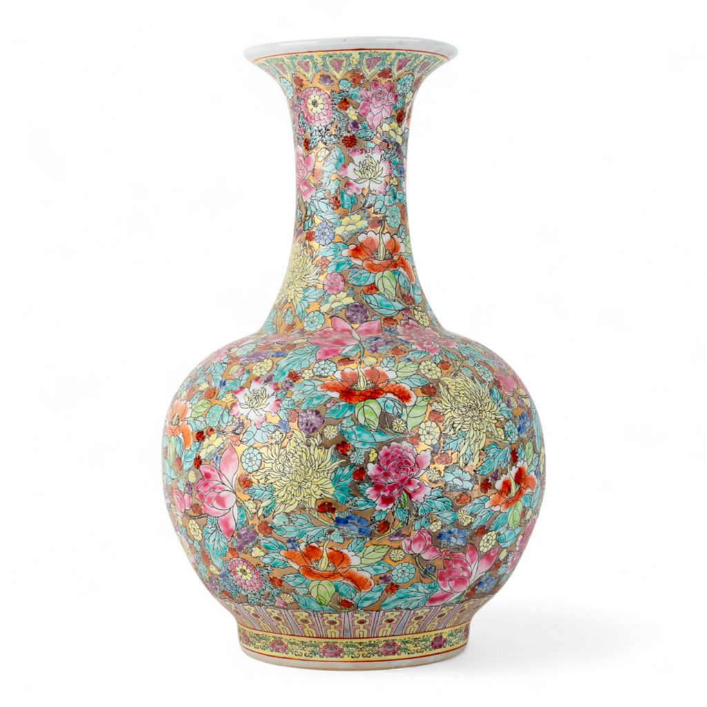 Danny's Fine Porcelain Pink Vase – Floral & Thousand Flower Motif