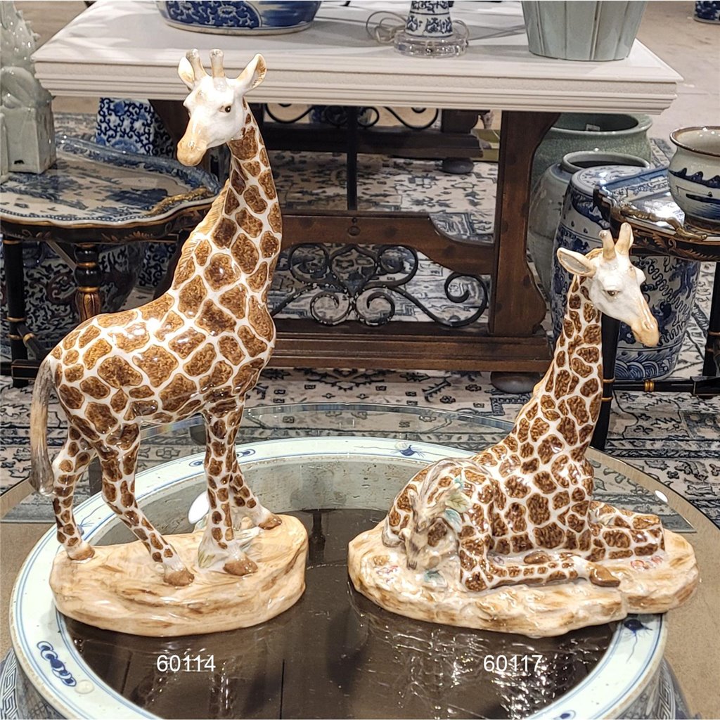 Danny's Fine Porcelain 10.75" Giraffe - Sitting