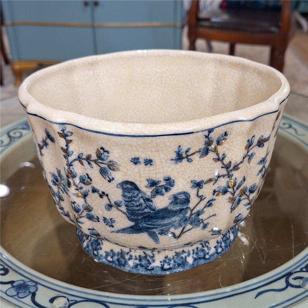 Danny's Fine Porcelain Blue & White Floral & Bird Pattern Round Scallop Planter Real Gold