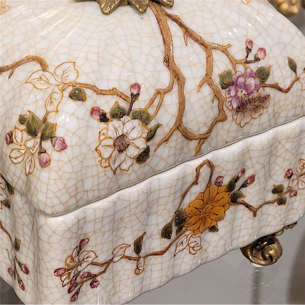 Danny's Fine Porcelain Small Box with Bronze Ormolu - Feralia