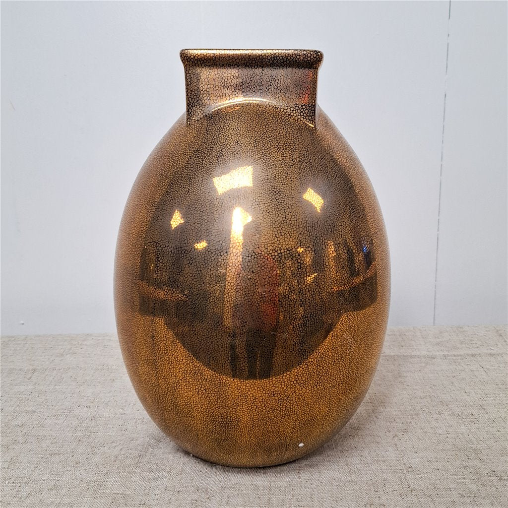 Danny's Fine Porcelain Porcelain Metallic Gold Round Vase Metallic Gold – A345 - CLOSEOUT