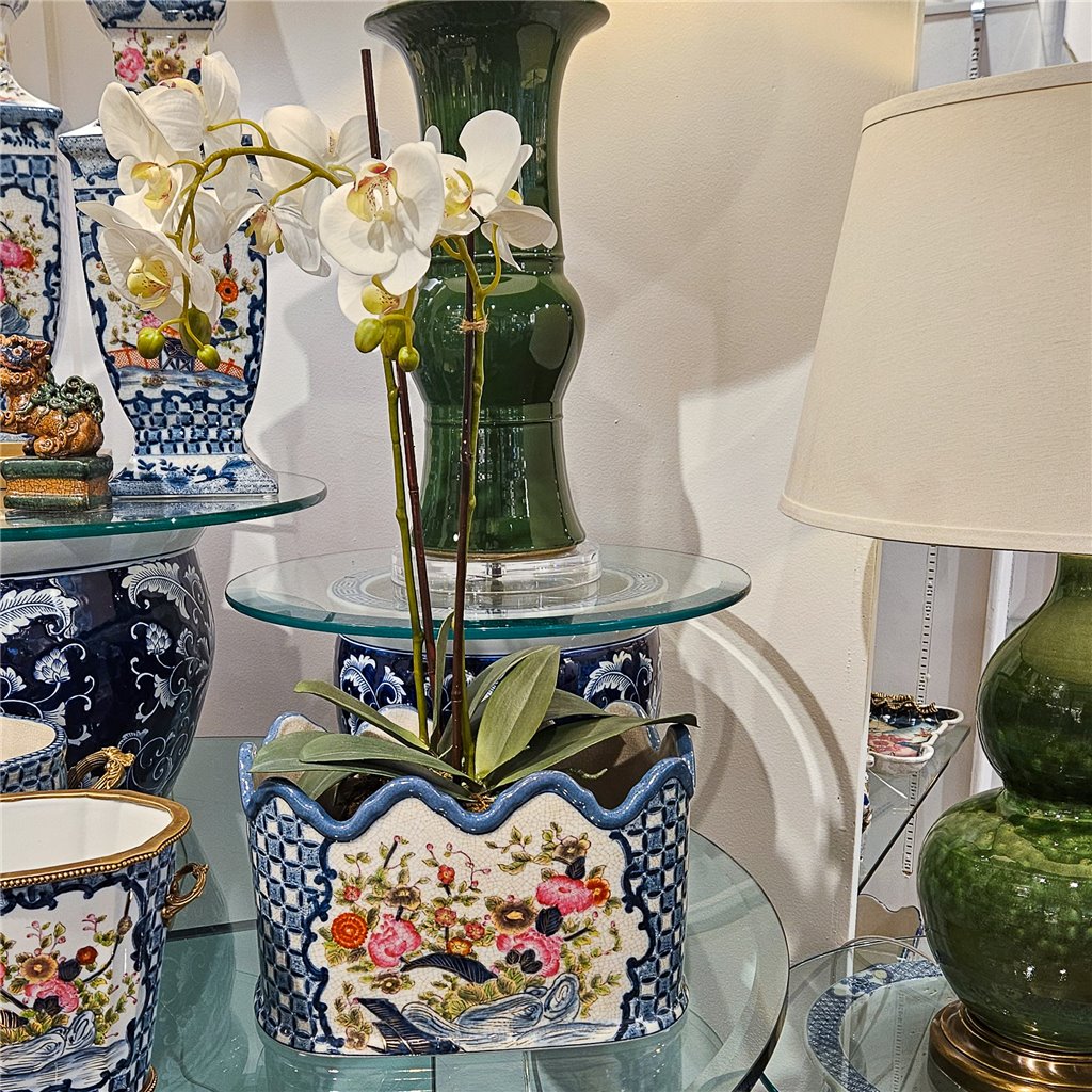 Danny's Fine Porcelain Scalloped Basin with Multicolor Florals in Blue Lattice - Garden