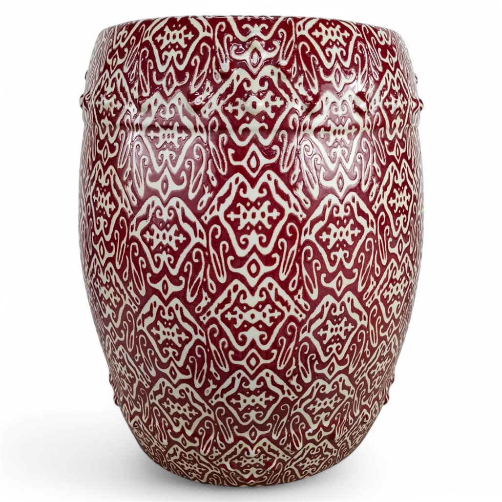 Danny's Fine Porcelain Red Vine Garden Stool - CLOSEOUT