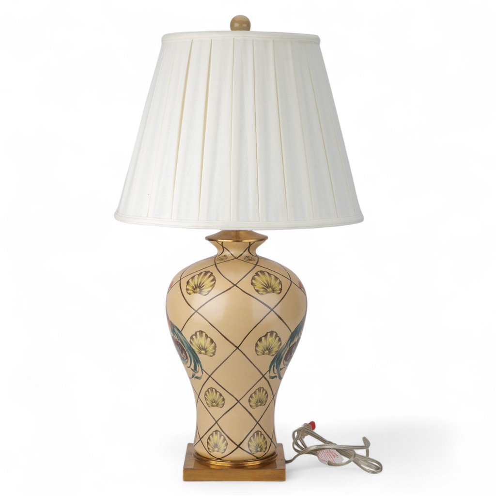 Danny's Fine Porcelain Lamp with Rooster Motif and Lattice Pattern and Bronze Ormolu Base