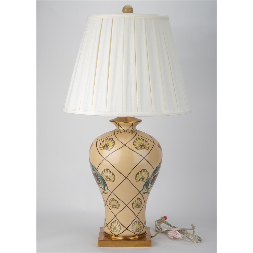 Danny's Fine Porcelain Lamp with Rooster Motif and Lattice Pattern and Bronze Ormolu Base