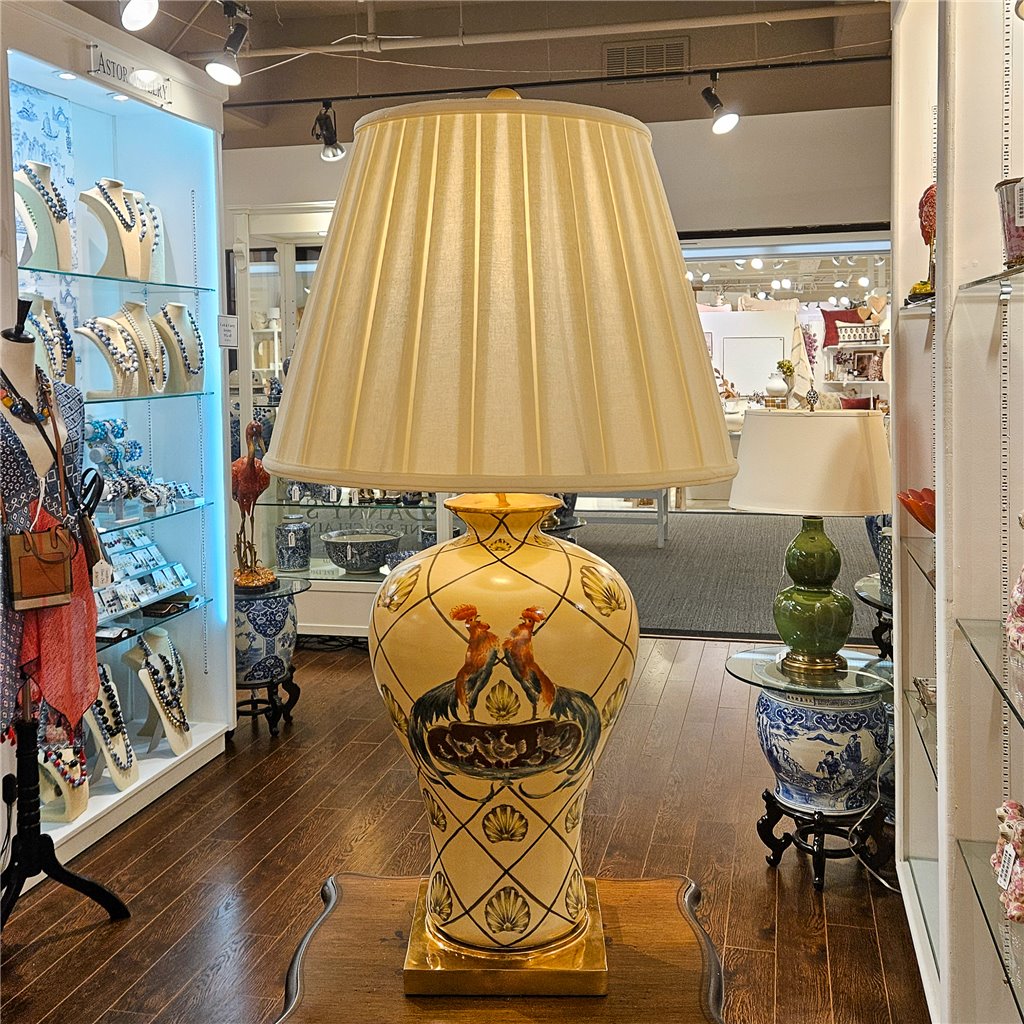 Danny's Fine Porcelain Lamp with Rooster Motif and Lattice Pattern and Bronze Ormolu Base