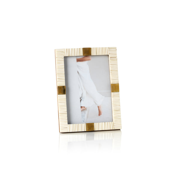 Maha Bone w/ Brass Trim Photo Frame- 5" x 7"