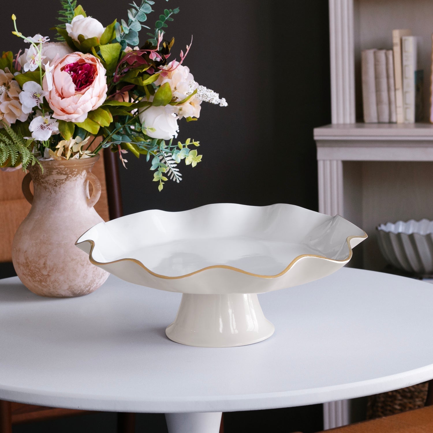 Beatriz Ball Serveware Beatriz Ball ENCANTO Carola Pedestal Cake Plate (Cream and White)
