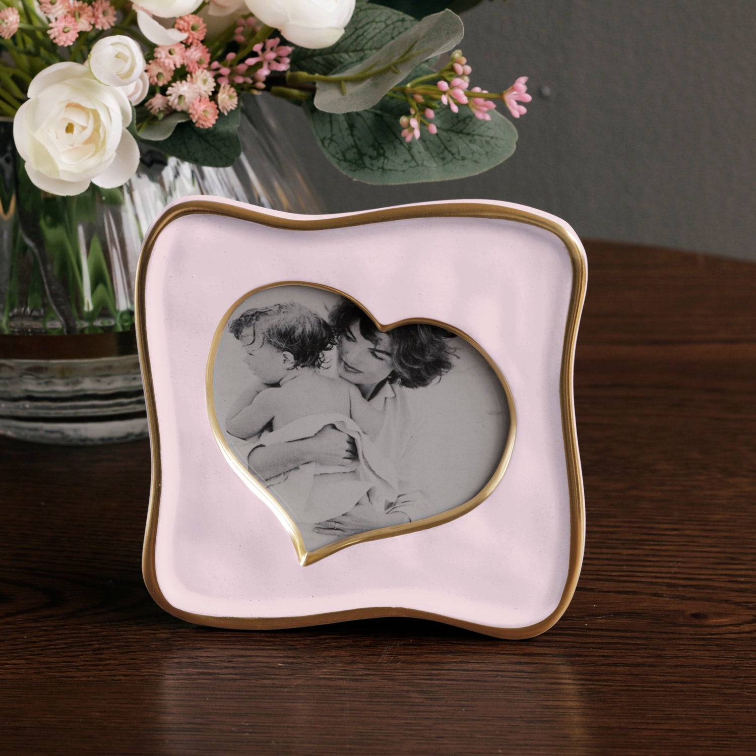 Beatriz Ball Serveware Beatriz Ball FRAME Encanto Curved Heart 5 x 5 (Camellia)
