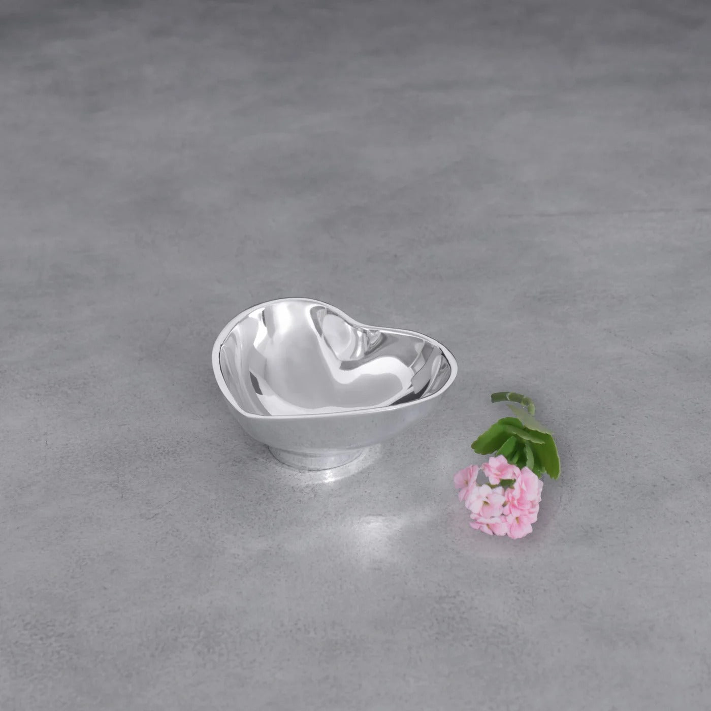 Beatriz Ball Giftware Beatriz Ball GIFTABLES Deep Heart Mini Bowl