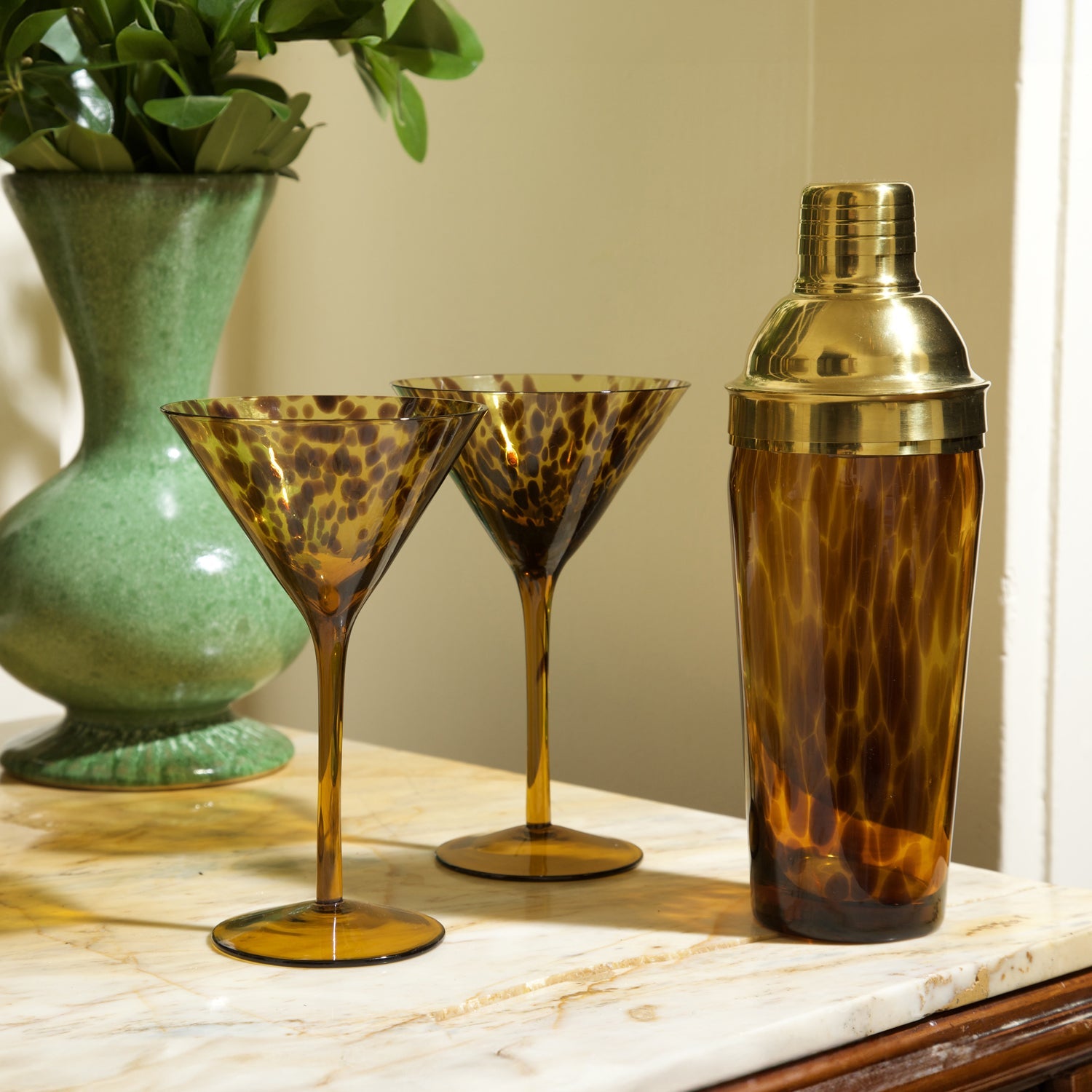 Beatriz Ball Giftware Beatriz Ball GLASS Tortoise Martini and Shaker Set of 4