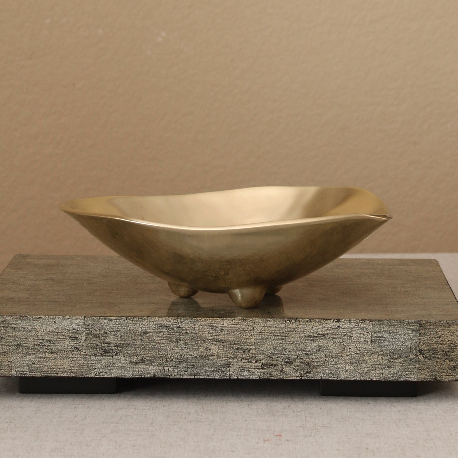 Beatriz Ball Serveware Beatriz Ball SIERRA MODERN Medium Lissa Bowl (Shiny Gold)