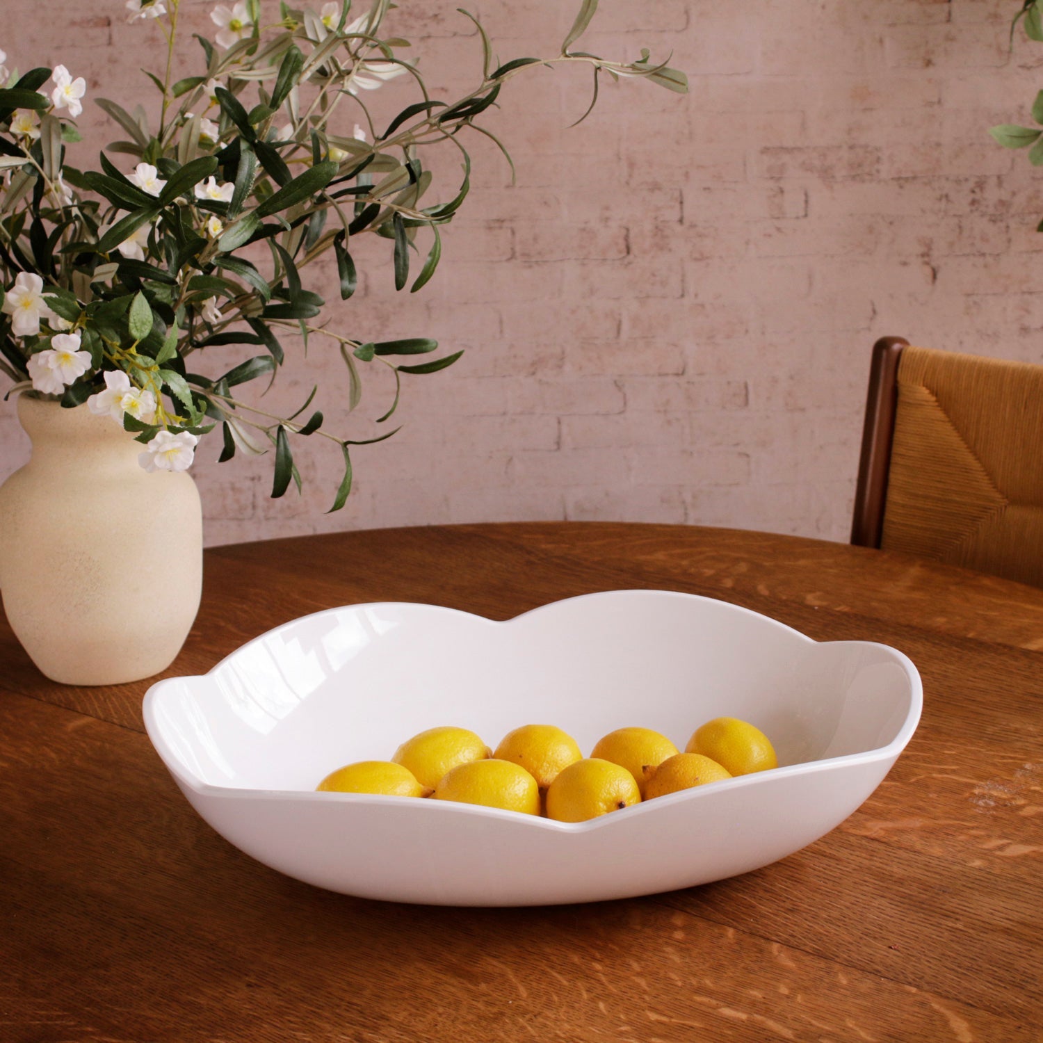 Beatriz Ball Serveware Beatriz Ball VIDA Amelia Extra Large Oval Bowl White