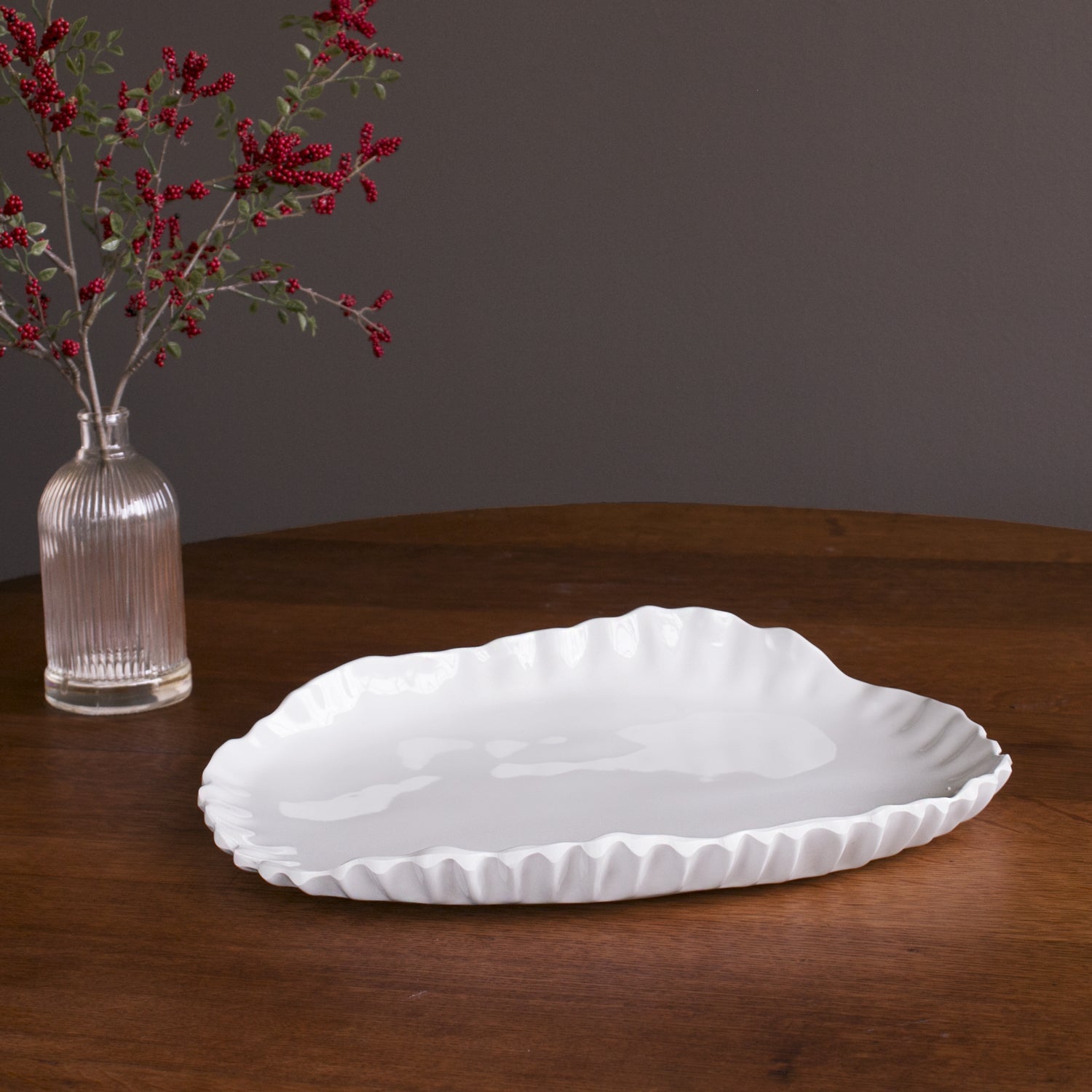 Beatriz Ball Servware Beatriz Ball VIDA Bloom Pinched Large Oval Platter (White)