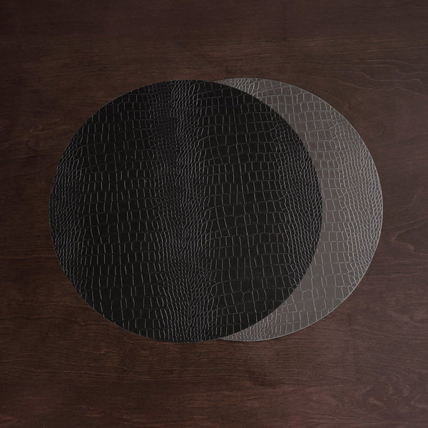 Beatriz Ball Serveware Beatriz Ball VIDA Croc Reversible 16" Round Placemats Set of 4 (Black and Grey)