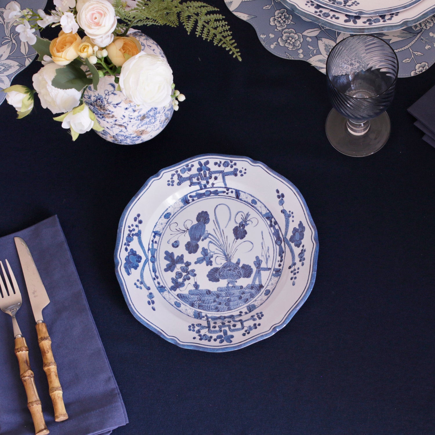 Beatriz Ball Serveware Beatriz Ball VIDA Faenza 9" Salad Plate Set of 4 White and Blue