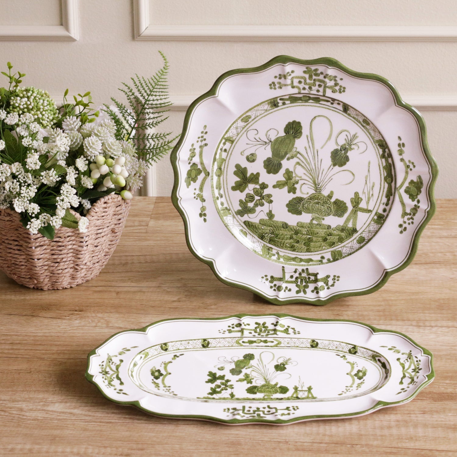 Beatriz Ball Giftware Beatriz Ball VIDA Faenza Long Rectangle Tray (Green and White)