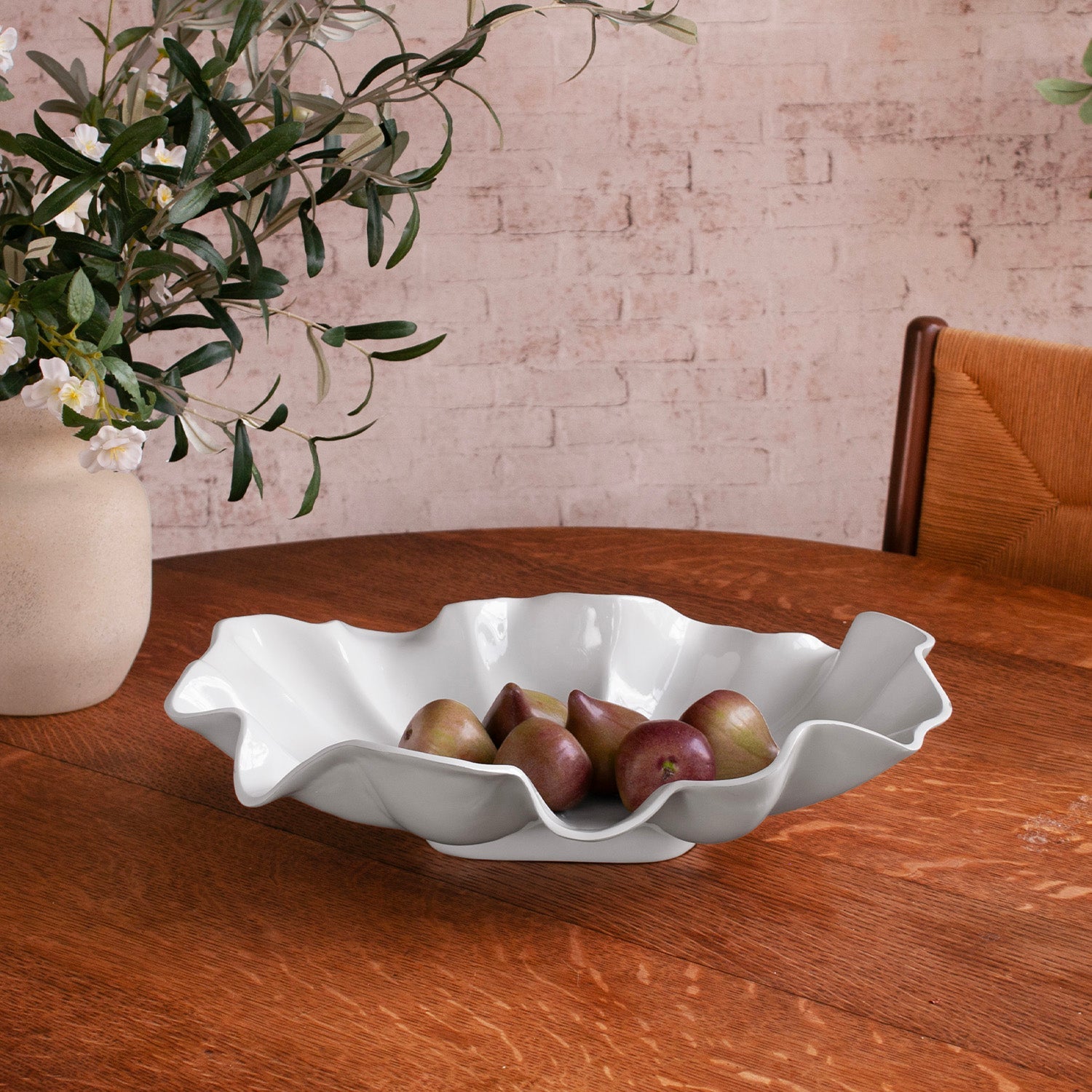 Beatriz Ball Serveware Beatriz Ball VIDA Havana Aries Large Bowl White