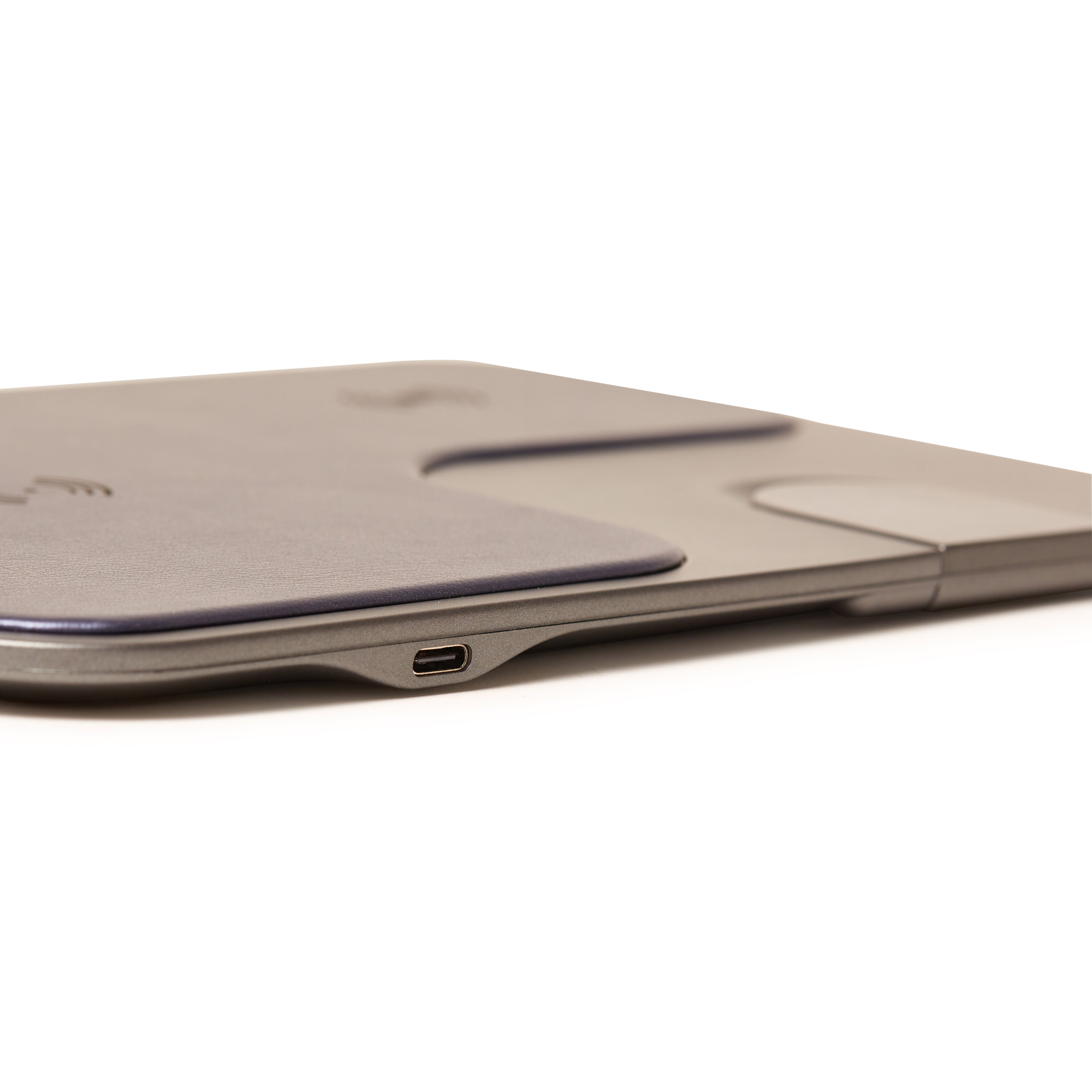 Brouk & Co Giftware Coen 3 In 1 Wireless Charging Tray