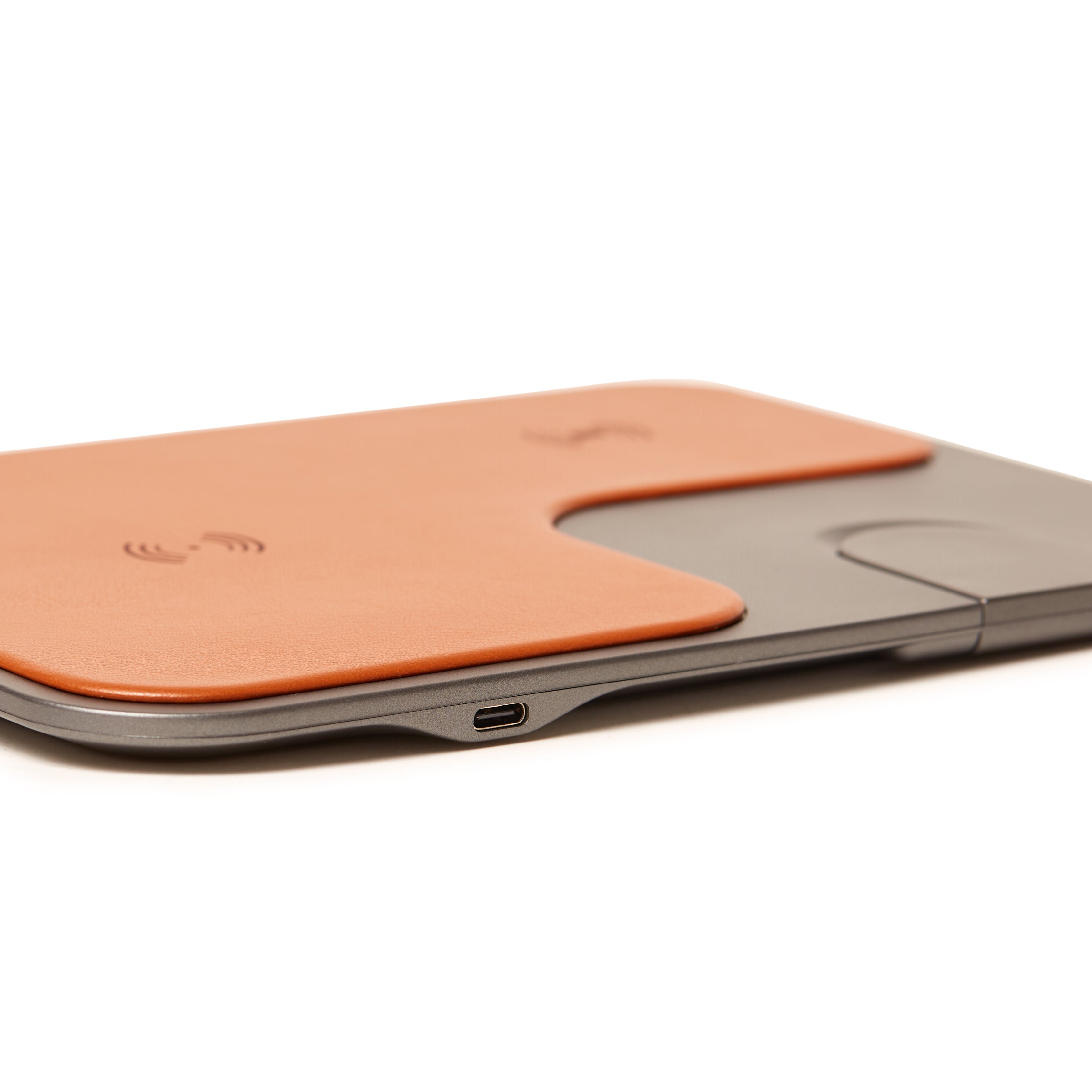 Brouk & Co Giftware Coen 3 In 1 Wireless Charging Tray