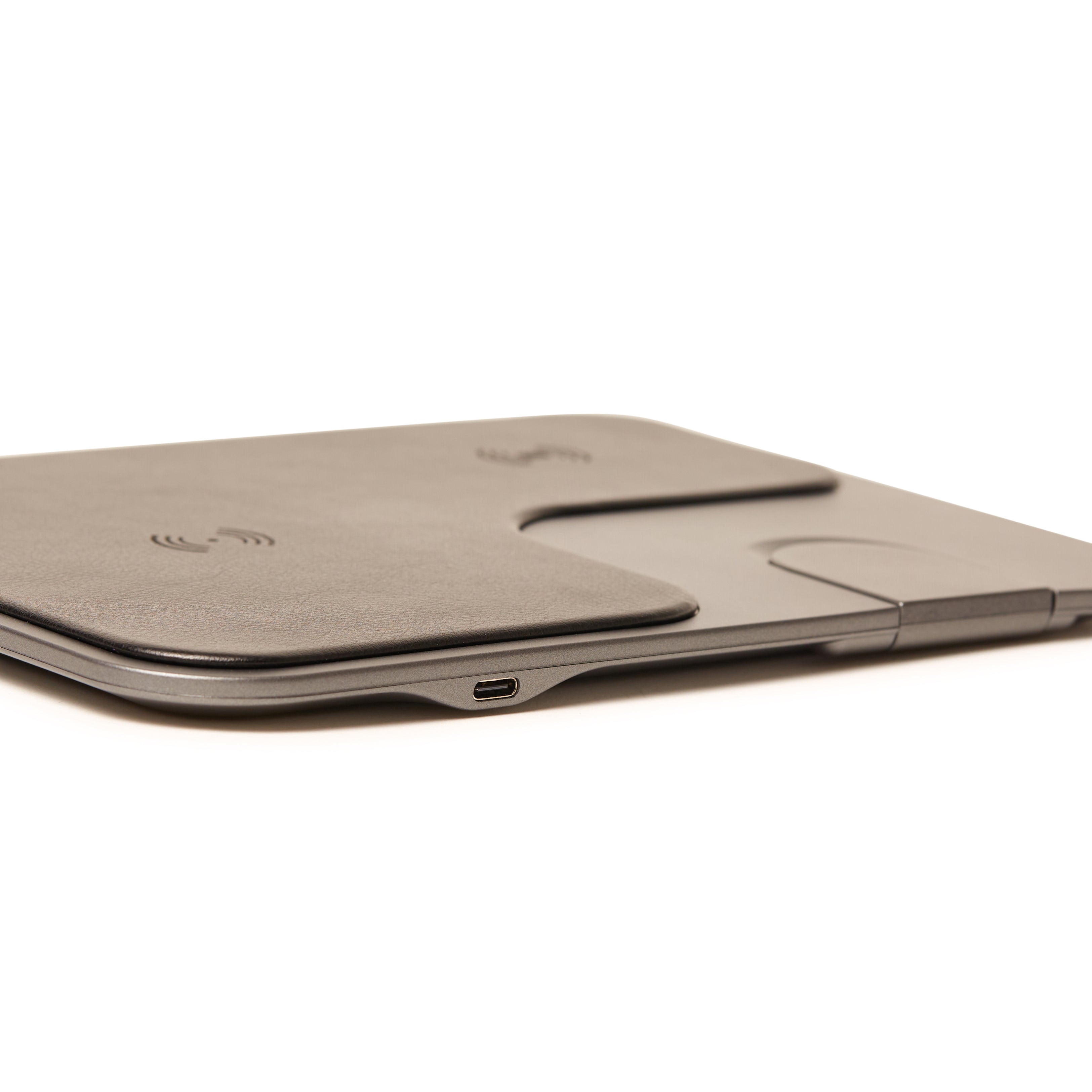 Brouk & Co Giftware Coen 3 In 1 Wireless Charging Tray