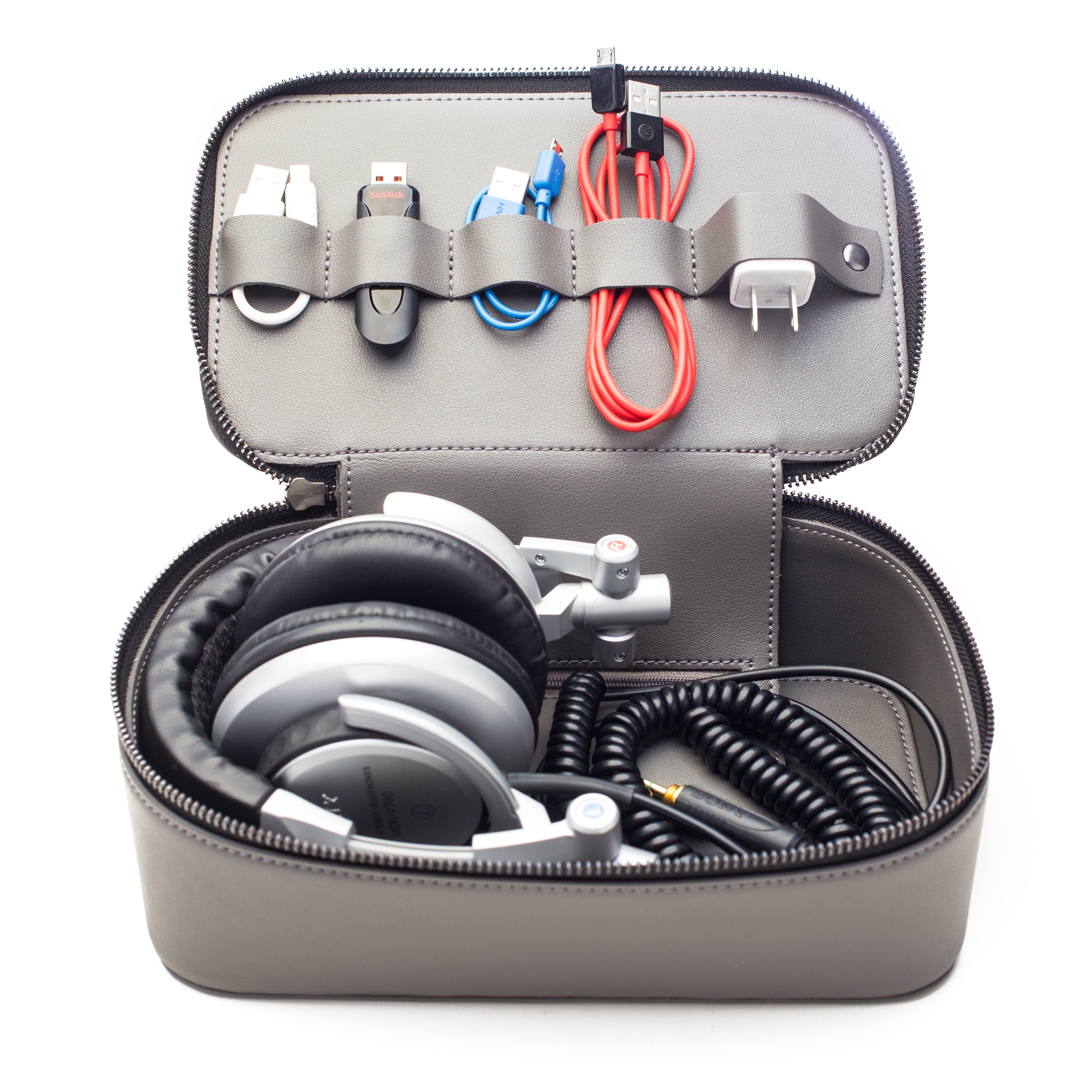 Brouk & Co Giftware Tech Dopp Kit Gray