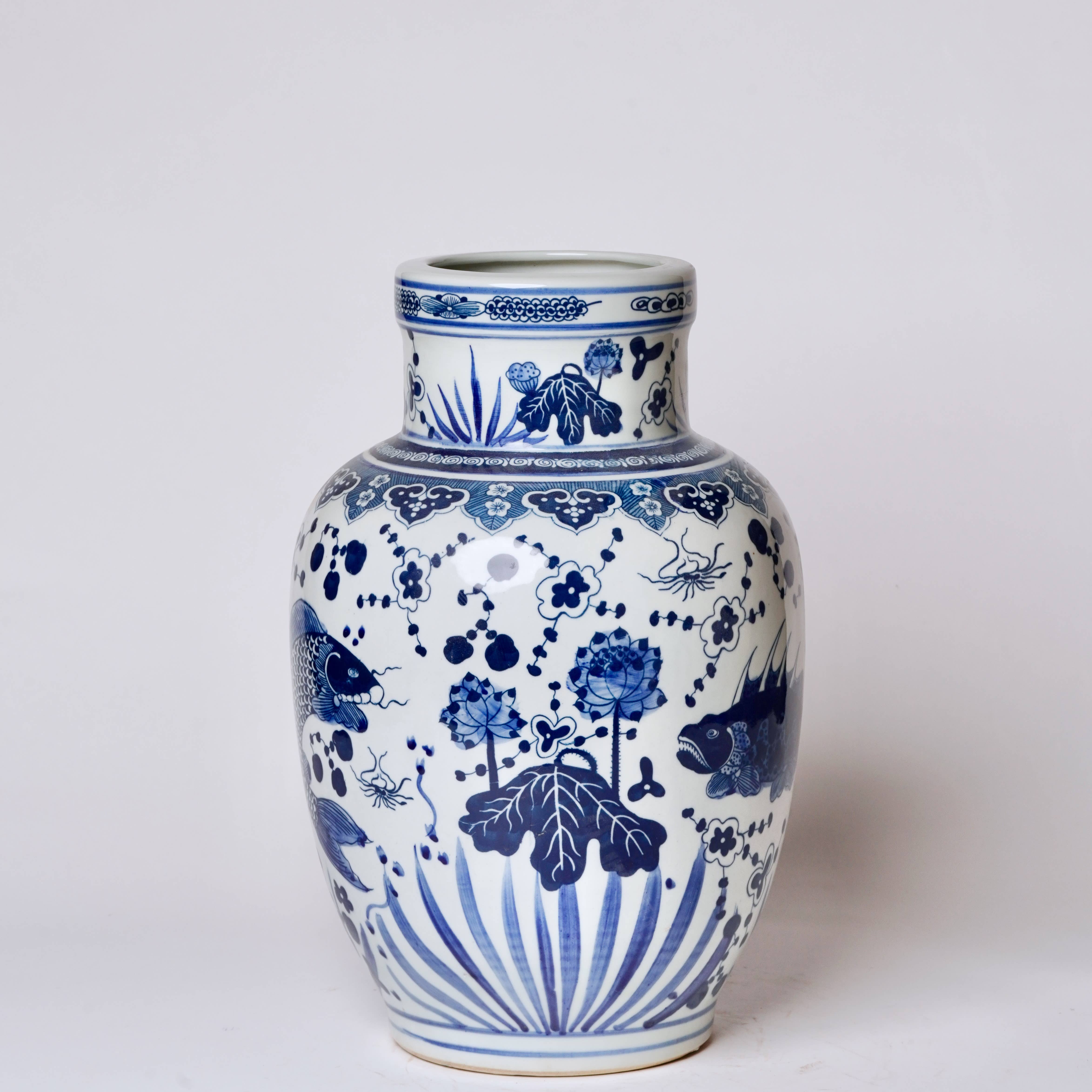 Cobalt Guild Home Decor Blue and White Porcelain Fish and Lotus Mallet Vase