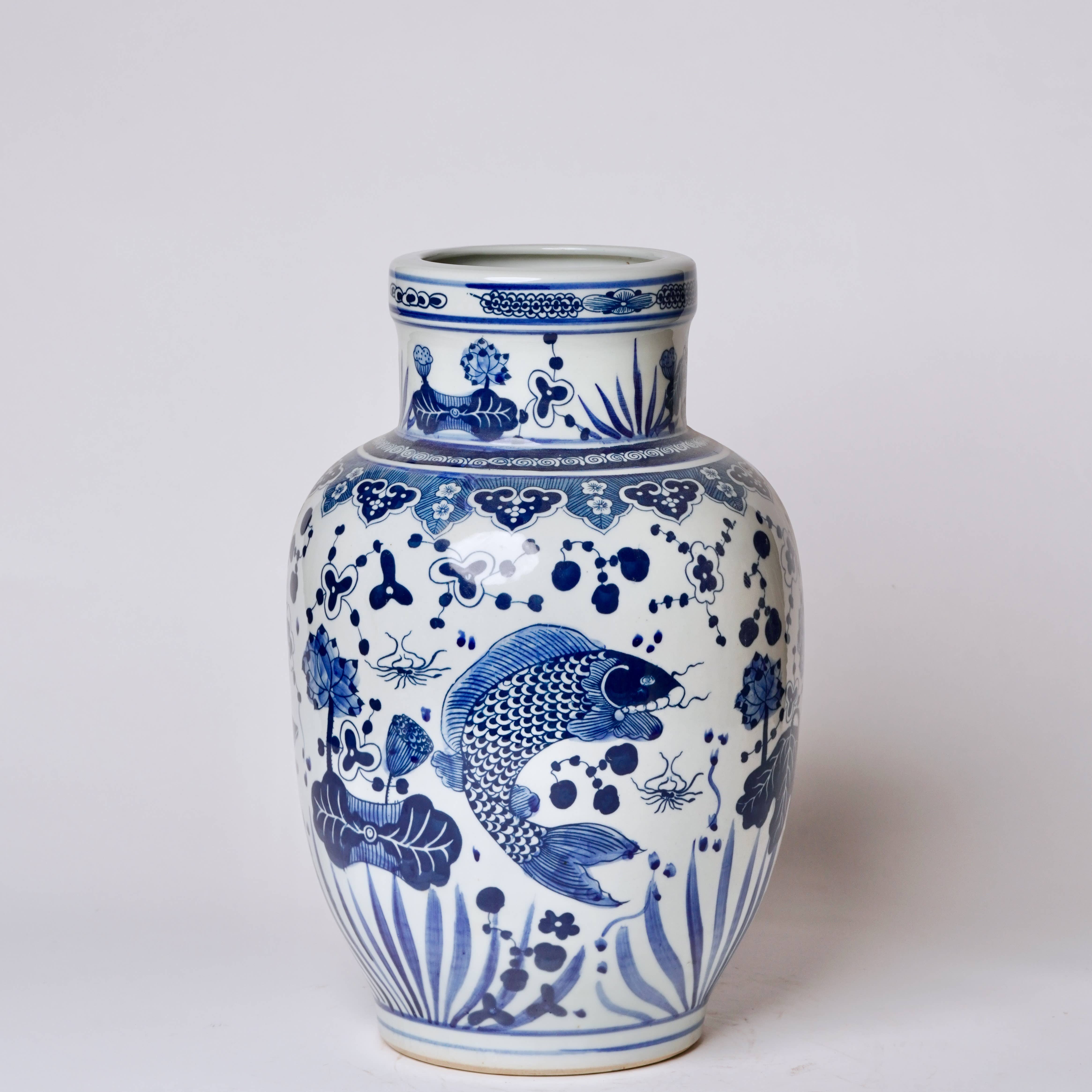 Cobalt Guild Home Decor Blue and White Porcelain Fish and Lotus Mallet Vase