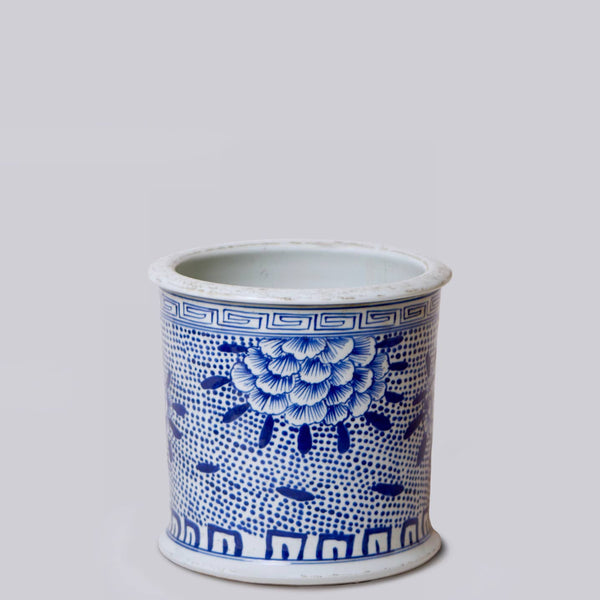 Cobalt Guild Home Decor Blue and White Porcelain Peony Rolled Rim Cachepot
