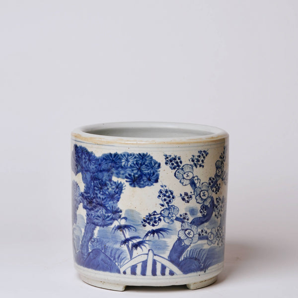 Cobalt Guild Home Decor Blue and White Porcelain Three Friends Footed Cachepot