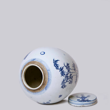 Cobalt Guild Home Decor Blue and White Porcelain Three Friends Round Jar