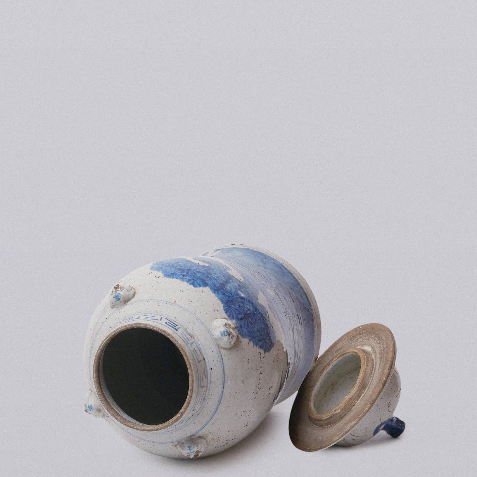 Cobalt Guild Home Decor Blue and White Three Friends Porcelain Temple Jar