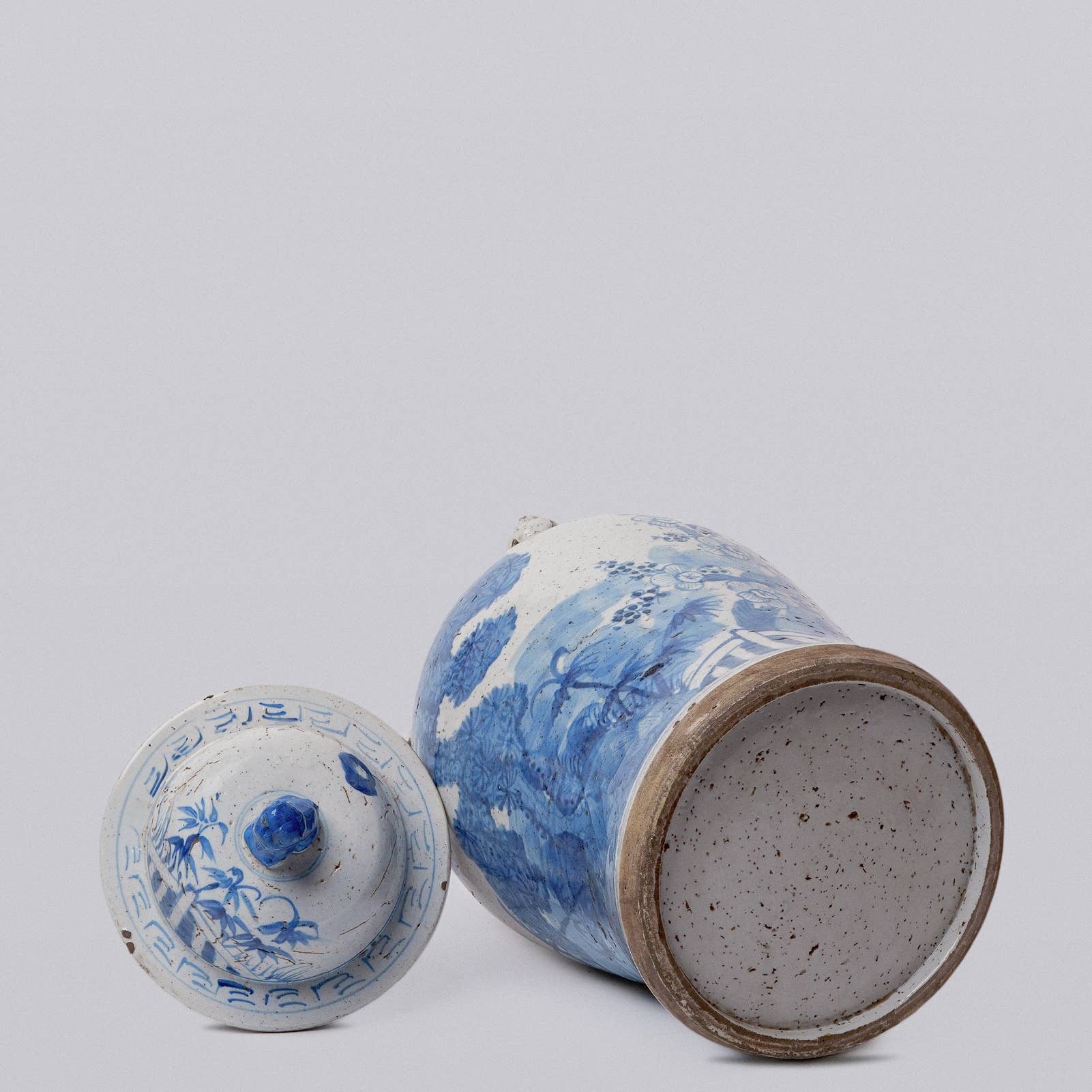 Cobalt Guild Home Decor Blue and White Three Friends Porcelain Temple Jar