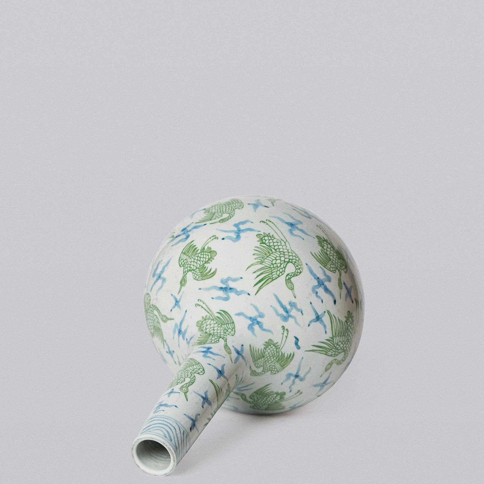 Cobalt Guild Home Decor Green and Blue Porcelain Cranes and Clouds Globe Vase