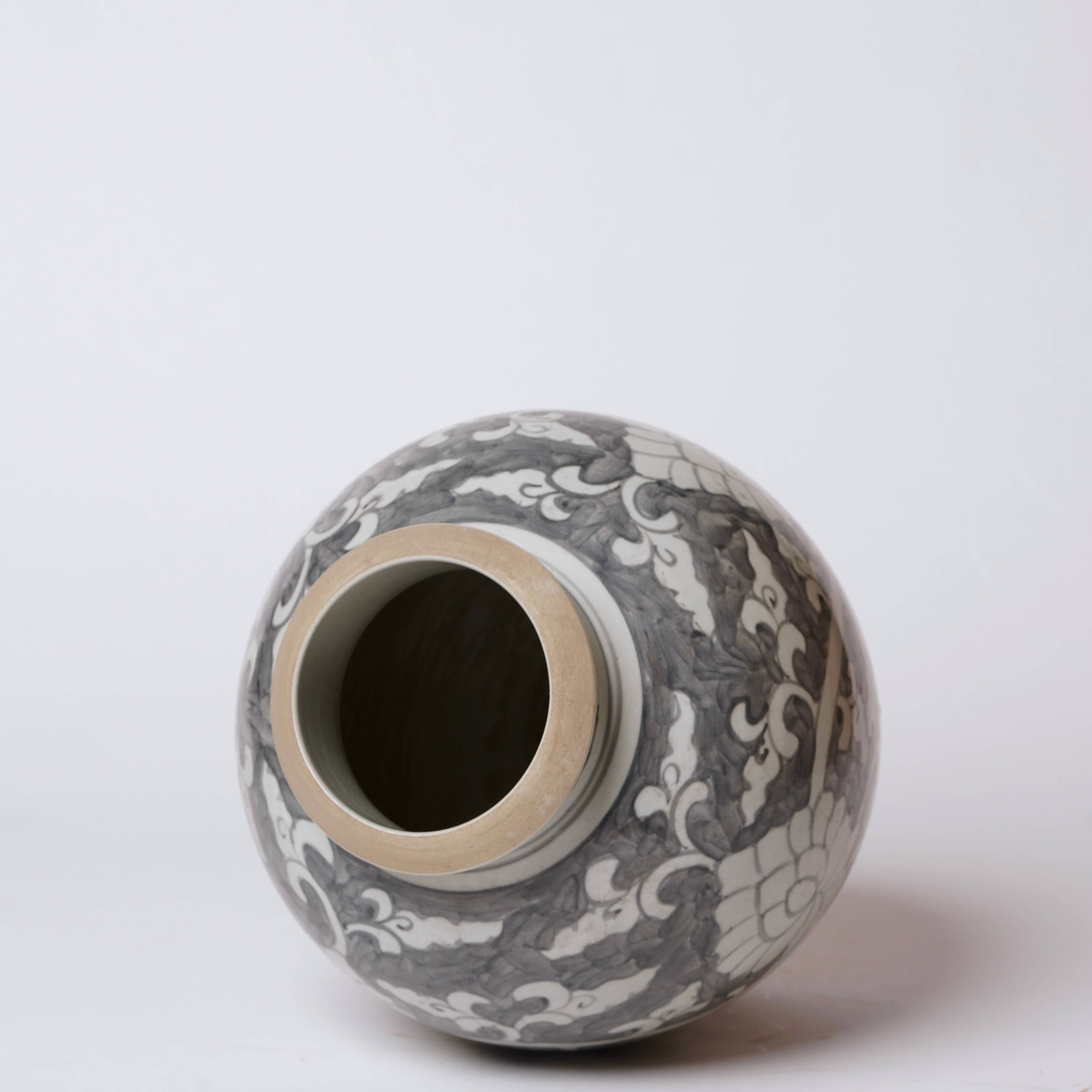 Cobalt Guild Home Decor Grey and White Porcelain Rustic Lotus Jar
