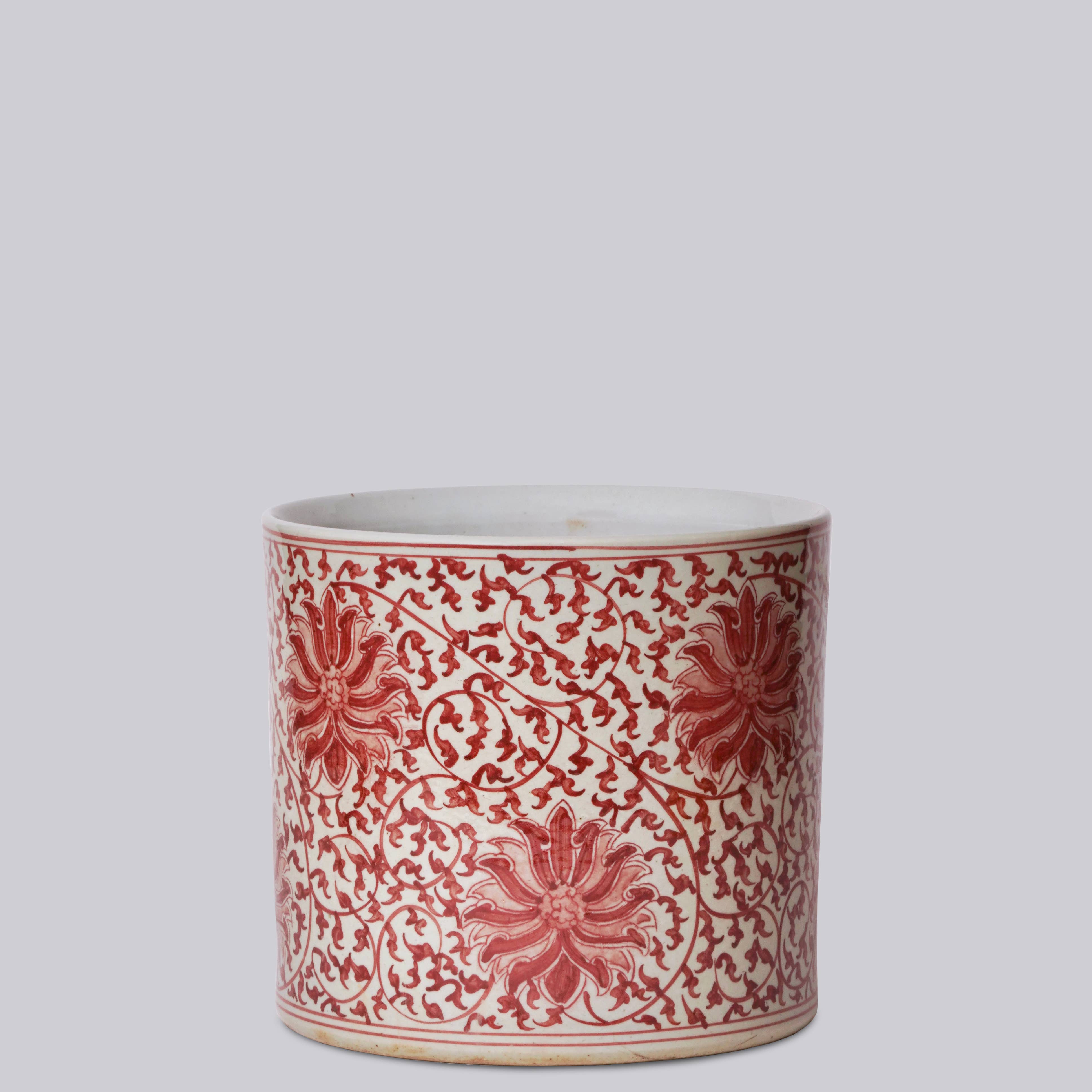 Cobalt Guild Home Decor Red and White Porcelain Scrolling Lotus Cachepot