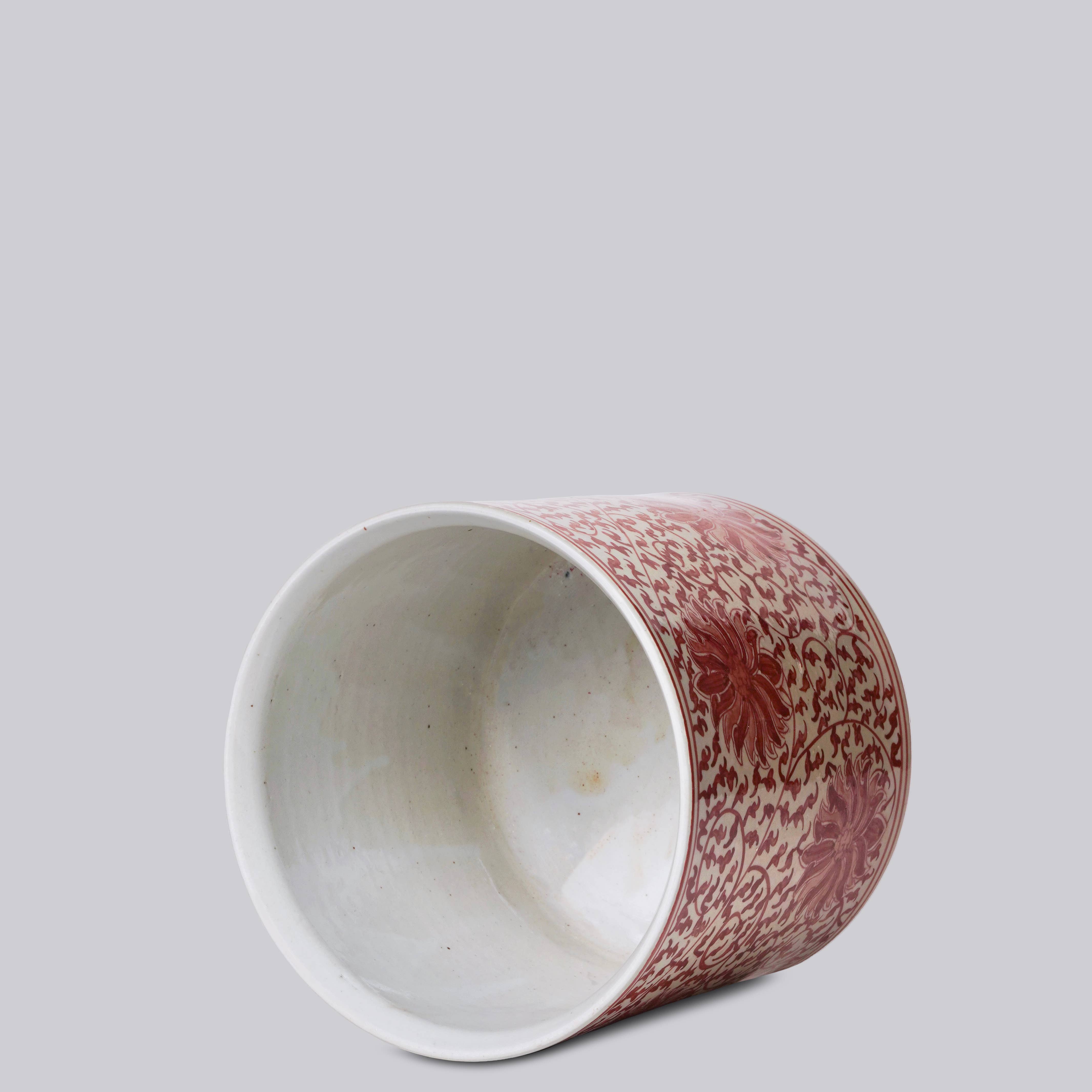 Cobalt Guild Home Decor Red and White Porcelain Scrolling Lotus Cachepot