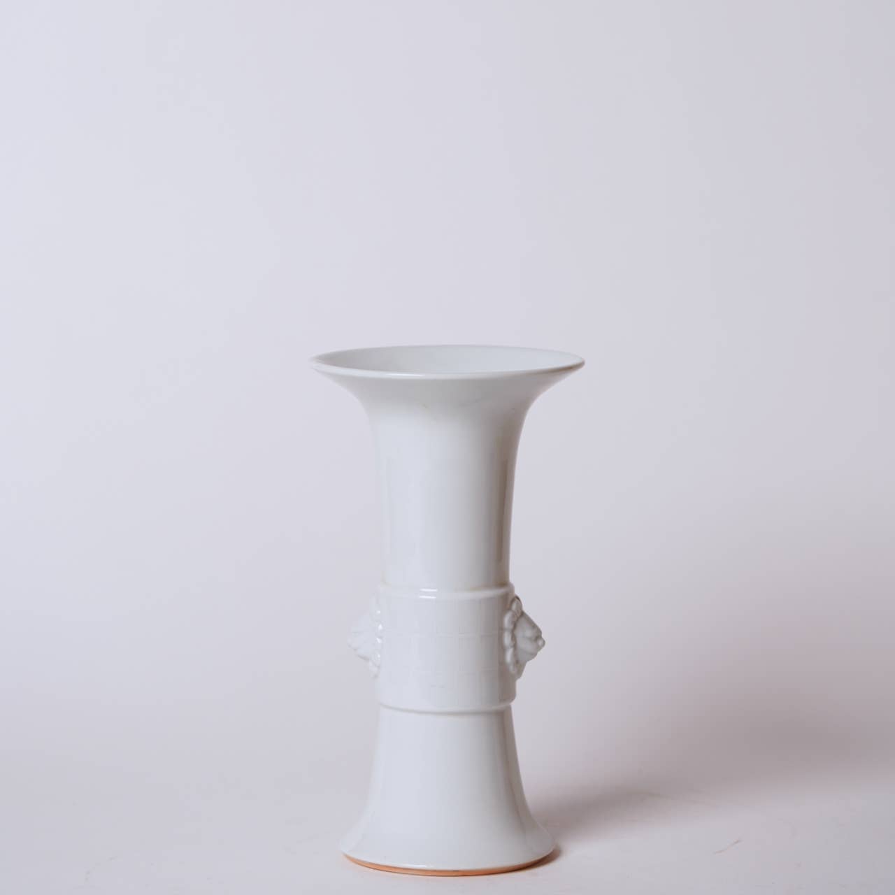 Cobalt Guild Home Decor White Porcelain Baluster Vase with Sprigged Lion Heads