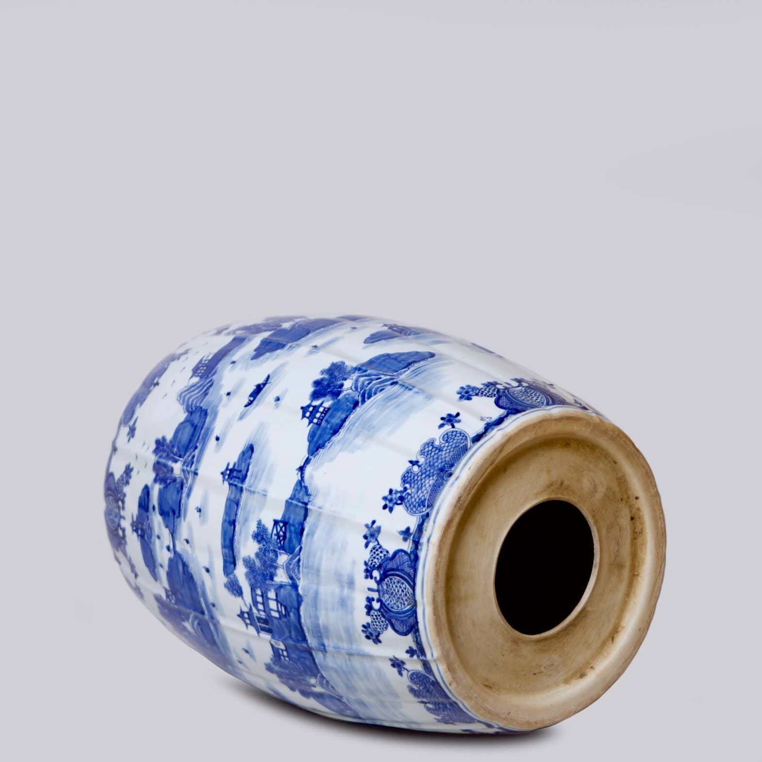 Cobalt Guild Home Decor "Willow Ware" Blue and White Porcelain Garden Seat