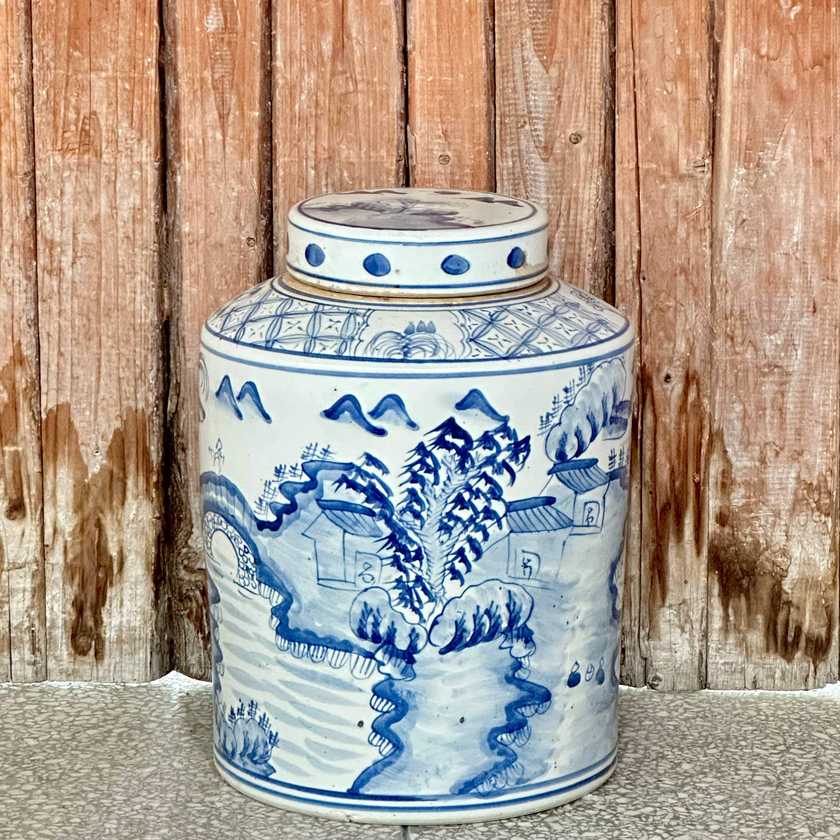 Cobalt Guild Home Decor Willow Ware-Inspired Blue and White Porcelain Canister