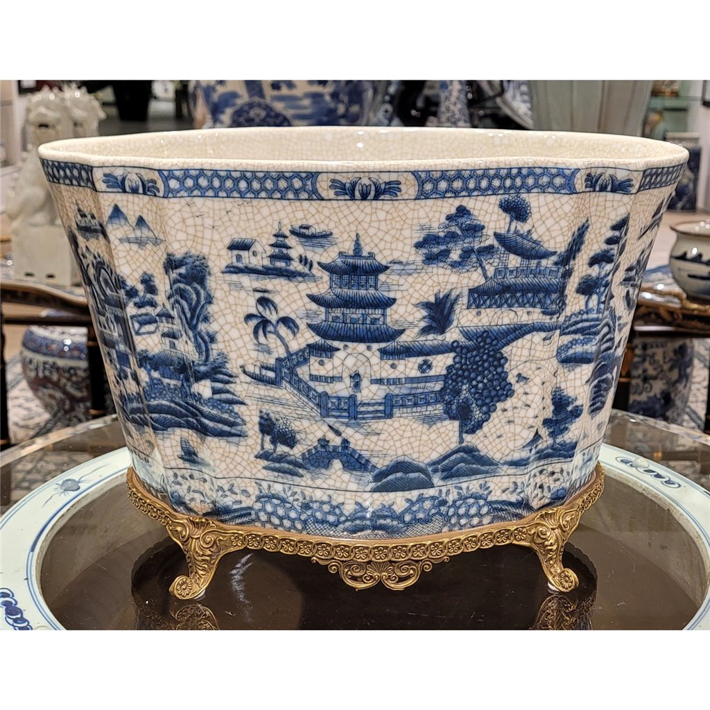 Danny's Fine Porcelain Home Decor Danny's Fine Porcelain 14.5x11x9.5 Porcelain Planter With Bronze Accent - Blue Willow 14080