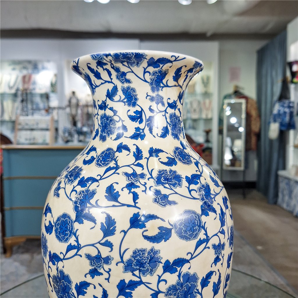Danny's Fine Porcelain Home Decor Danny's Fine Porcelain 14in Porcelain Blue Vase – Blue Florets