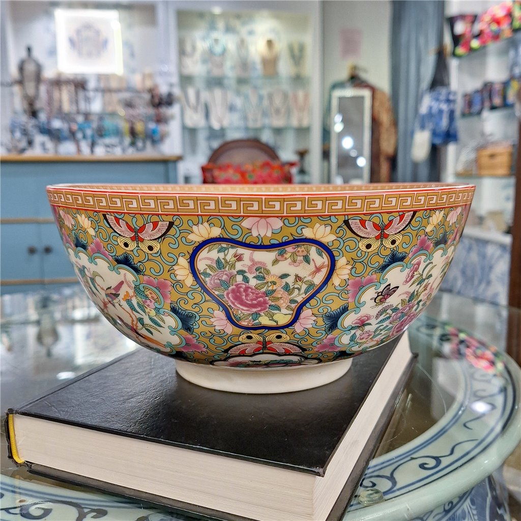 Danny's Fine Porcelain Home Decor Danny's Fine Porcelain 8 Inch Diameter Round Bowl-Rose Medallion Canton