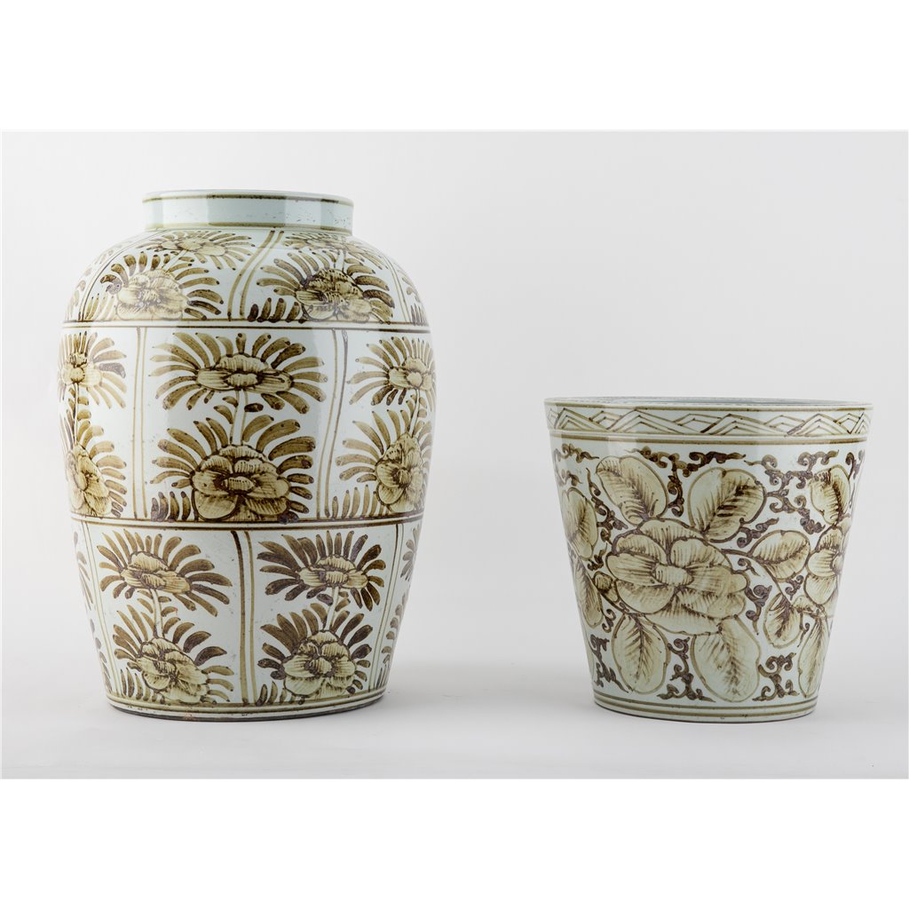 Danny's Fine Porcelain Home Decor Danny's Fine Porcelain Antique Finish Pot-Brown Rust Flower