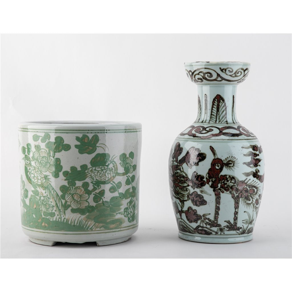 Danny's Fine Porcelain Home Decor Danny's Fine Porcelain Antique Finish Vase-Brown Rust Bird. Display It Alone Or with Flowers For