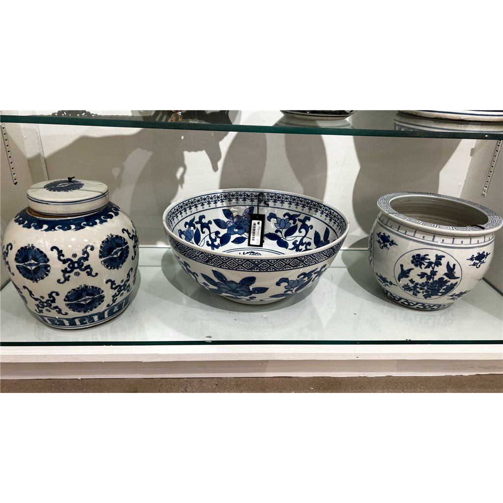Danny's Fine Porcelain Home Decor Danny's Fine Porcelain Blue & White Garden Scene Basin