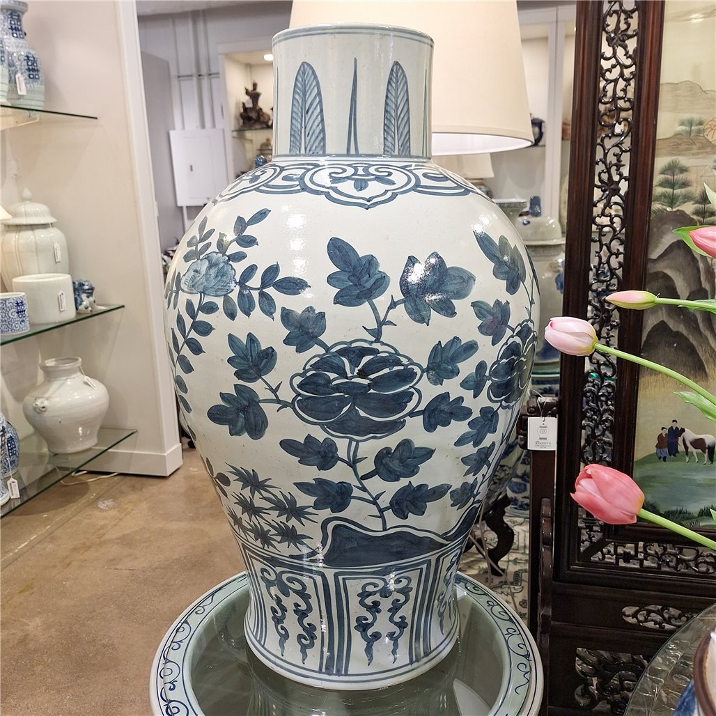 Danny's Fine Porcelain Home Decor Danny's Fine Porcelain Blue & White Porcelain Bird & Floral Vase Elevate Your Home with