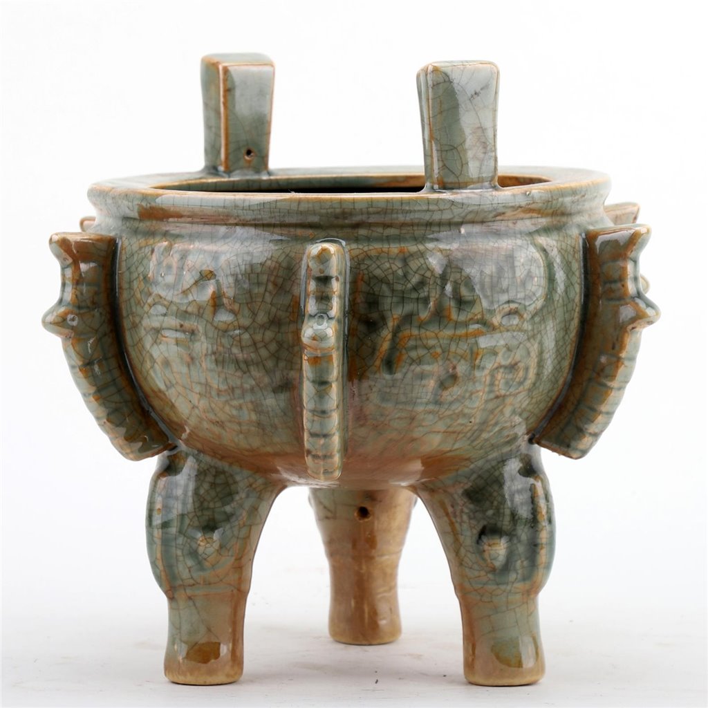 Danny's Fine Porcelain Home Decor Danny's Fine Porcelain Bowl with Legs